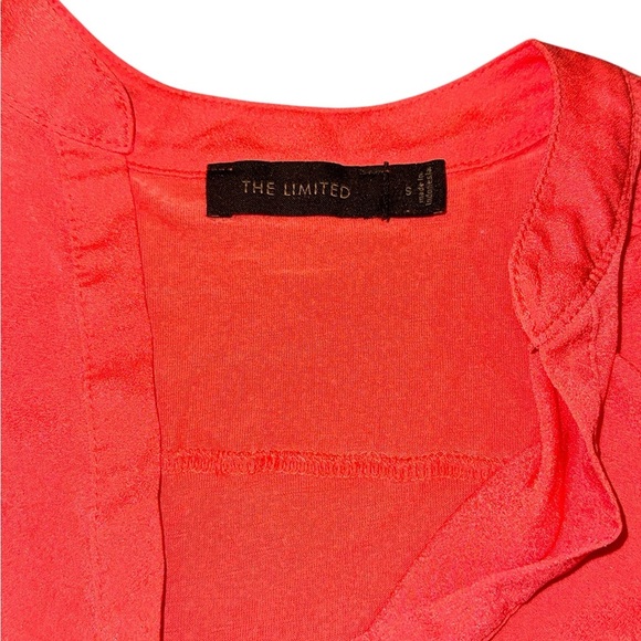 5/$25 The Limited Coral Sleeveless Women's Top - Picture 4 of 4